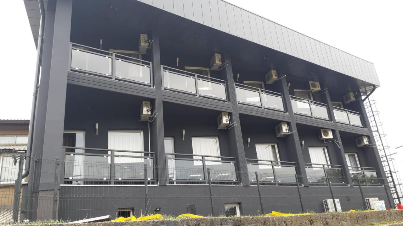 Hotel New Milenium Lukavac Luaran gambar