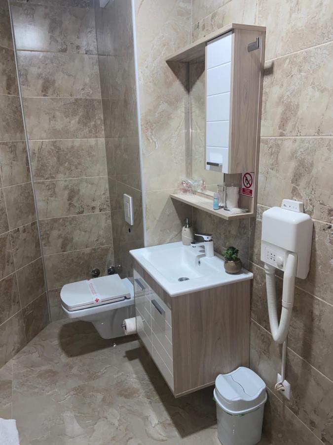 Hotel New Milenium Lukavac Luaran gambar