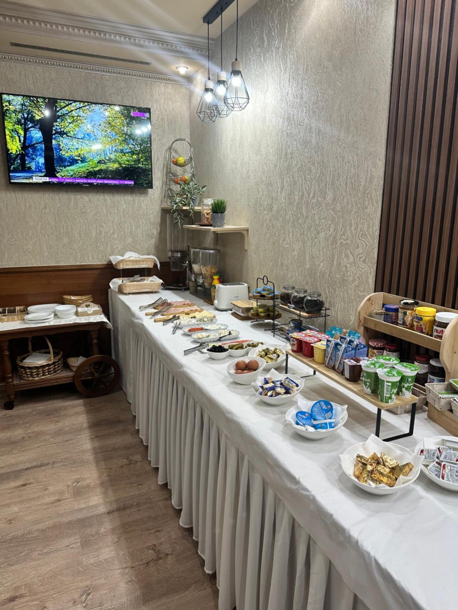 Hotel New Milenium Lukavac Luaran gambar