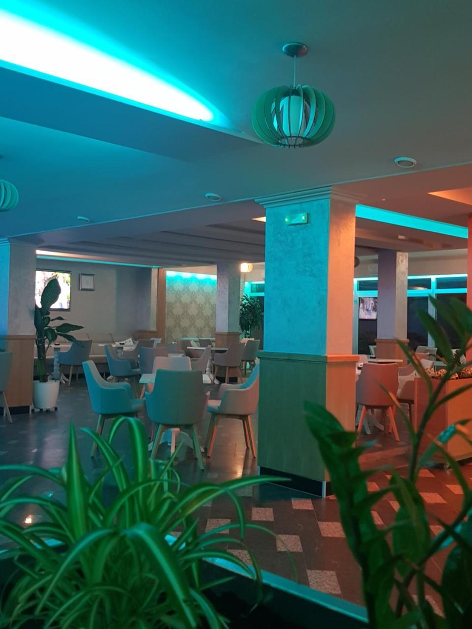 Hotel New Milenium Lukavac Luaran gambar